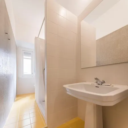 شقة Guestready - Luminous Room In The City Center